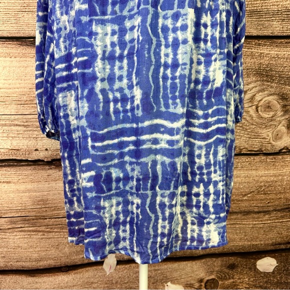 SOLD 🛍️ Croft & Barrow Women’s Rayon Tie Dye Novelty V-neck Flared Blouse 1X - Picture 3 of 7